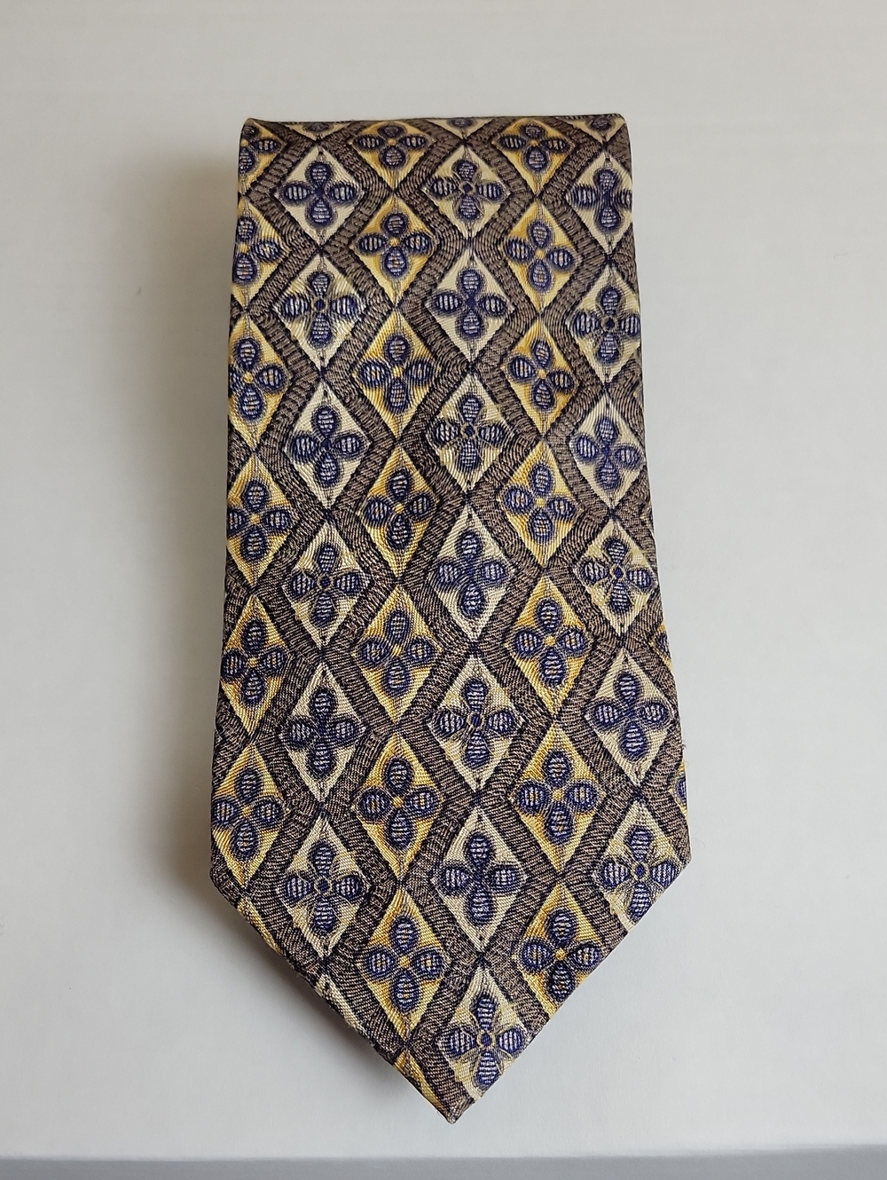 Ermenegildo Zegna Men’s patterned necktie silk classic geometric floral motif